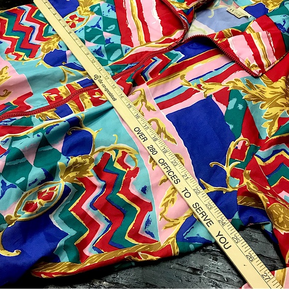 Fun Colourful Windbreaker! - Picture 7 of 10